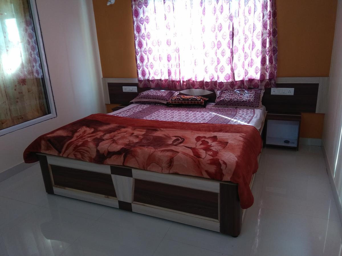 Sadgurukrupa Villa Mahableshwar 마하발레슈와르 외부 사진